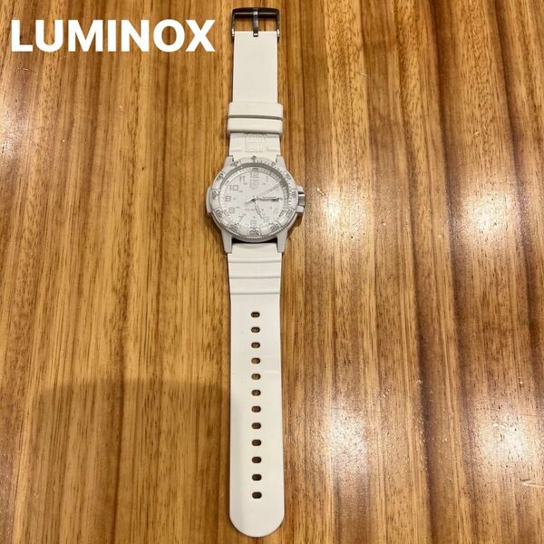 少し訳アリ LUMINOX ルミノックス SERIES 0320 ホワイト Sea Turtle シータートル ジャイアント