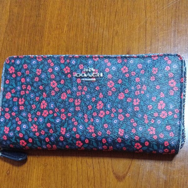 COACH 長財布 花柄 ラウンドファスナー