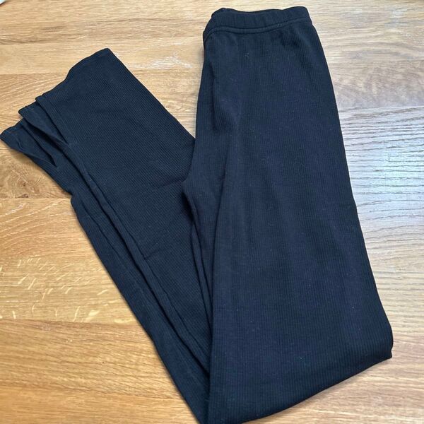 UNIQLO 黒 スパッツ パンツ Mサイズ レギンス