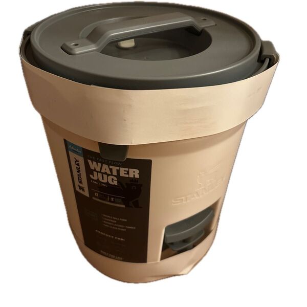 スタンレーSTANLEY ウォータージャグ7.5L 新品未使用