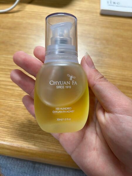 台湾のハチミツスキンケアブランドのマルチオイル ヘアオイル