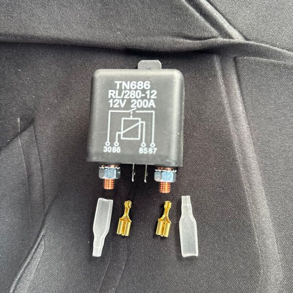 TN686 RL/280-12 12V 200A 自動車リレー