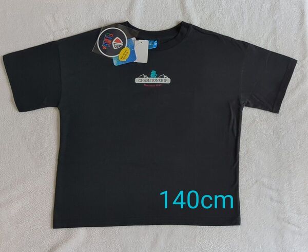 新品 140cm Disney 半袖Tシャツ ブラック ミッキー CAMPandCABINS ステッカー付 アウトドアにも
