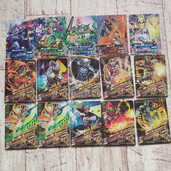 仮面ライダーガンバライジングカード