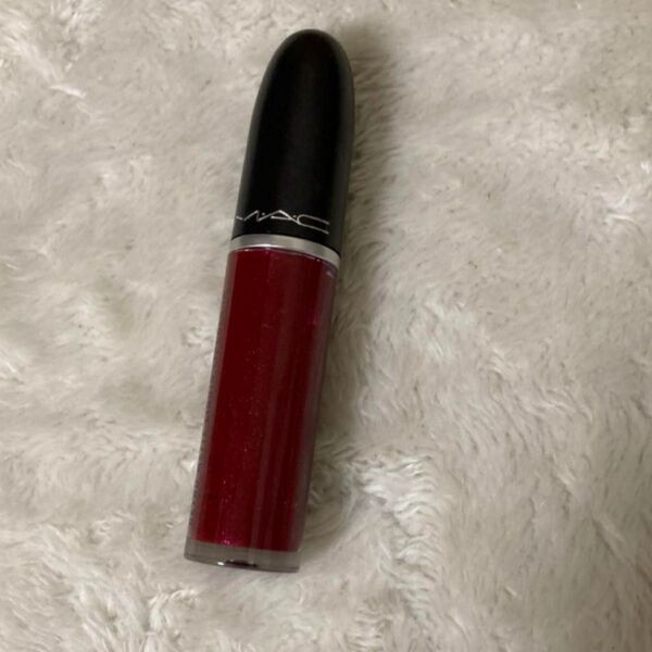 MAC レトロマットリキッドリップカラー color ラヴウェポン