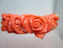 【江月】アンティーク・K18 本珊瑚 花籠に薔薇の花の帯留め 17,12g_画像3