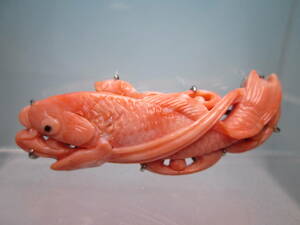 【江月】アンティーク・本珊瑚 流水に鯉の彫刻の帯留め 9,16g