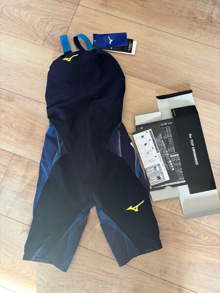 競泳水着 新品 130時 MIZUNO ミズノ gx GX 水着