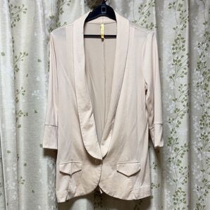 薄手 ベージュ ジャケット 七分袖
