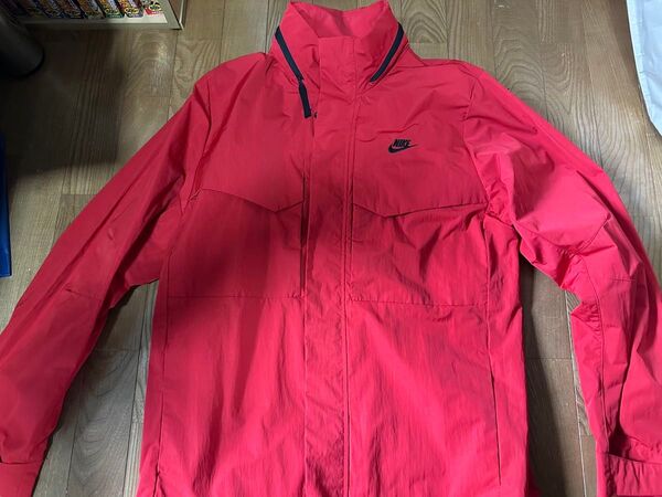 NIKE ナイロンジャケット レッド