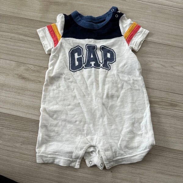 GAP ベビーロンパース