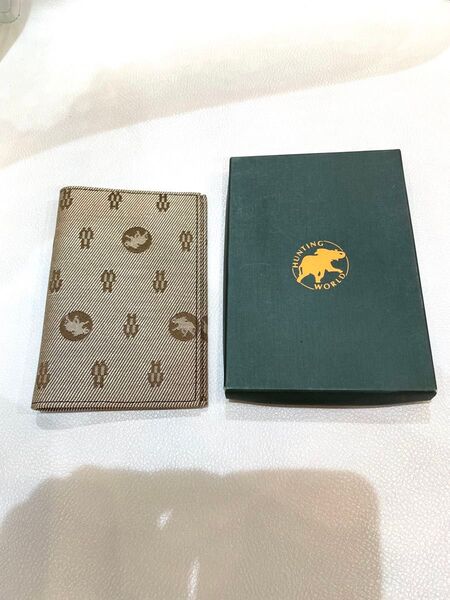 ハンティングワールド HUNTING WORLDパスケース 定期入れ