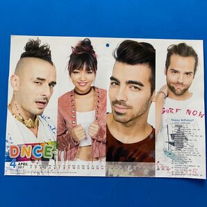 DNCE ポスター