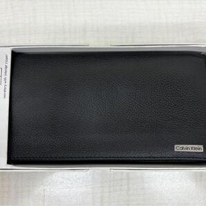 【新品未使用】カルバンクライン2折ファスナー付長財布79219BK Secretary with interior zipper