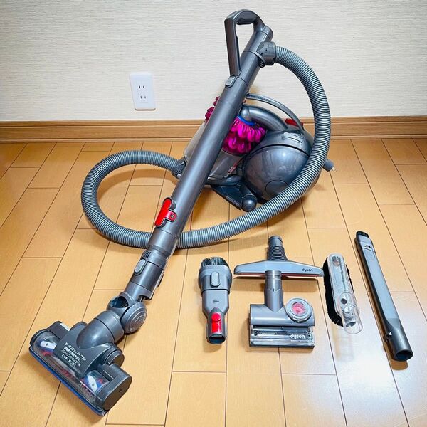 Dyson サイクロン掃除機 DC46