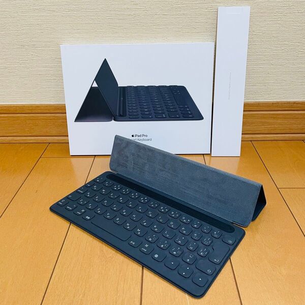 【新品同様品】iPad Smart Keyboard A1829 フォリオ