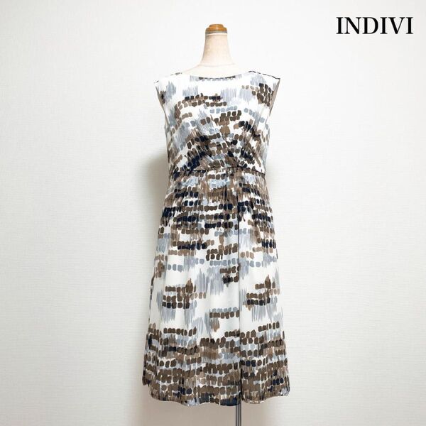 INDIVI インディヴィ 膝丈デザインフレアワンピース 春夏 上品 美シルエット