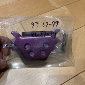 新品未使用 リアブレーキパッド 87〜99 ビックツイン スポーツスター 44209-87 FXR FLST XL FXST