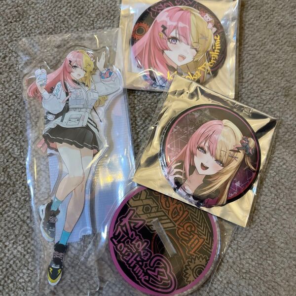 虎姫コトカ アクスタ 缶バッジ二種