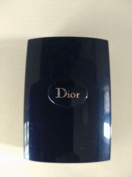 Dior ディオール パウダーファンデーション ハイライト