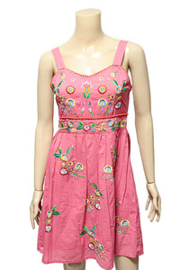希少　Chesty　チェスティ　美品　小さい　サイズ０　花柄　フラワー　ピンク　刺繍　ドレス　ワンピース　レディース　女性