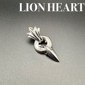 【美品】LION HEART ライオンハート “HOWL”ファングドペンダント