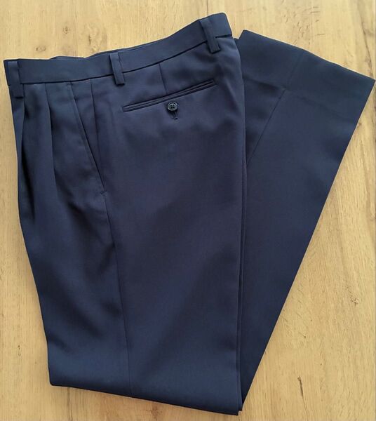 スラックス パンツ 濃紺 ネイビーブルー W79 ストレート新品