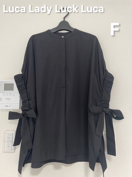 【新品タグ付き】LUCA/LADY LUCK LACAブラック 半袖ブラウス シャツ Fサイズ