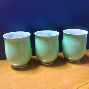 陶器製 湯飲み 3個セット 緑色 一彩
