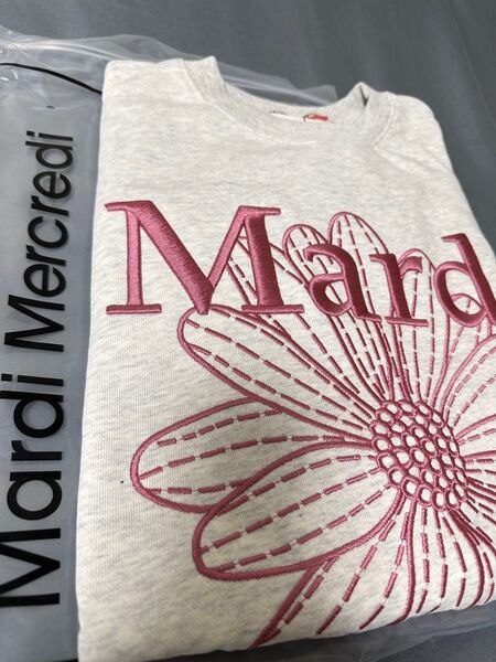 新品【タグ付き】マルディメクルディ Mardi Mercredi 刺繍スウェット