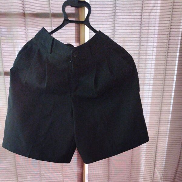 GU ハーフパンツ M