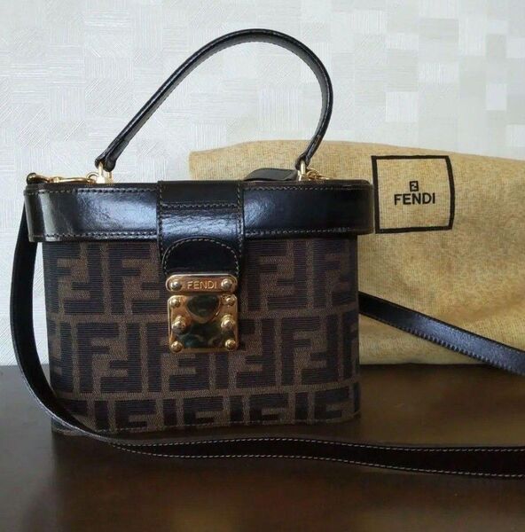 フェンディ ズッカ レザー キャンバス 2way バニティバッグ G金具 FENDI ショルダーバッグ