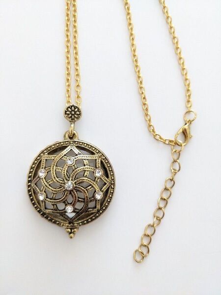 新品 ペンダントルーペ