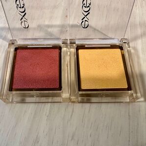 エクセル アイシャドウ R06 R04