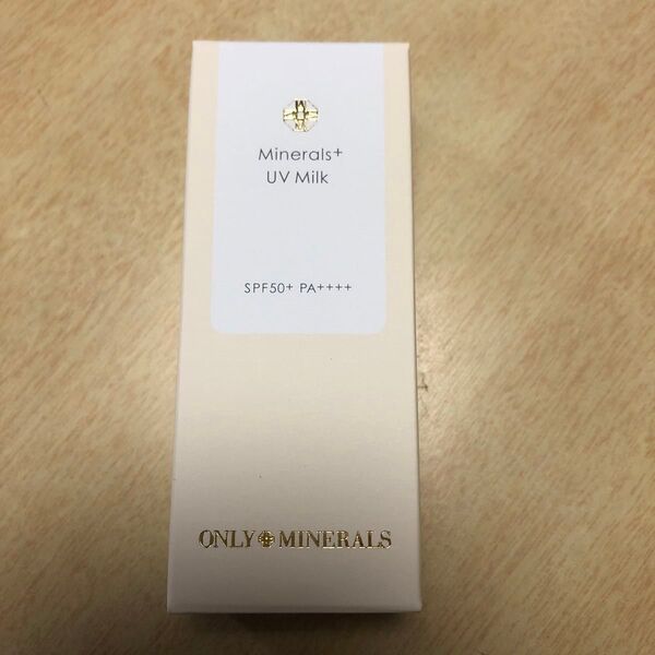 未開封品 ONLY MINERALS ミネラルプラスUVミルク SPF50+ PA++++ 28mL 日焼け止め