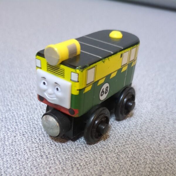 木製トーマス フィリップ