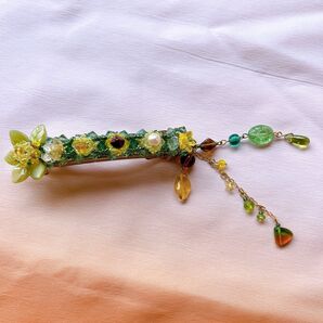 髪飾り バレッタ ヘアアクセサリー レディースファッション ハンドメイド パーティー用
