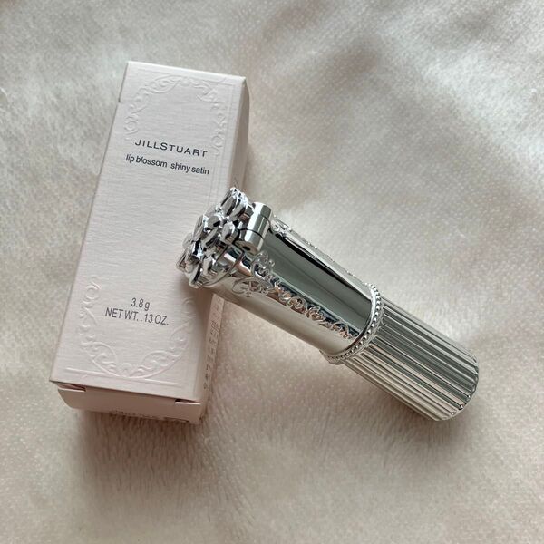 【新品未使用】JILLSTUART ジルスチュアート リップブロッサム シャイニーサテン 06