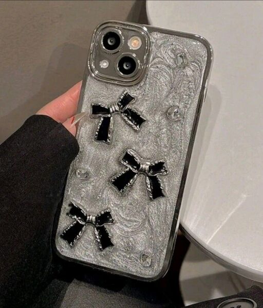 iPhone スマホケース シルバー 黒 ブラック リボン かわいい