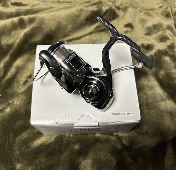 【美品】24ルビアス PC LT2500-H