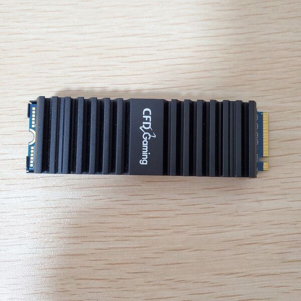 CFD Gaming NVMe SSD 500GB ヒートシンク付き