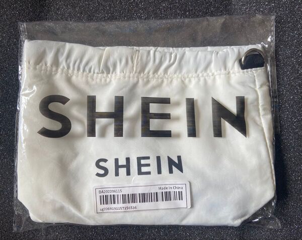 SHEIN 巾着ポーチ(ショルダーバッグ)