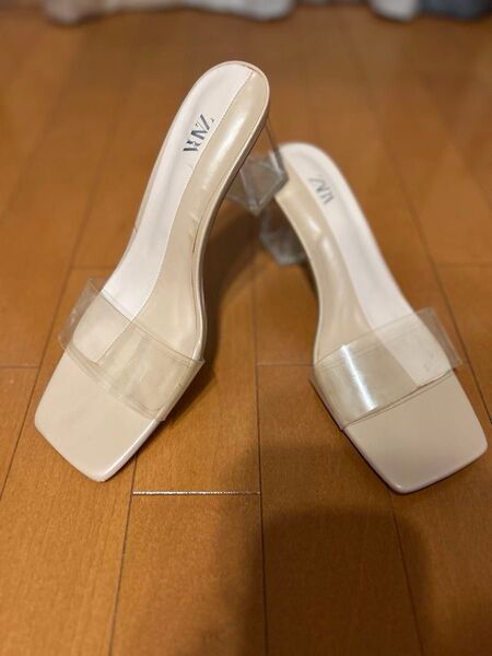 【未使用】ZARA クリア サンダル サイズ40(25.5〜26.0cm)