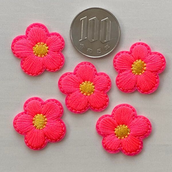 【5枚セット】フラワー 刺繍 アイロン ワッペン アップリケ ピンク デイジー 手芸用品 アレンジ patch