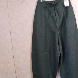 未使用☆ベイフロー☆カーブタックパンツ