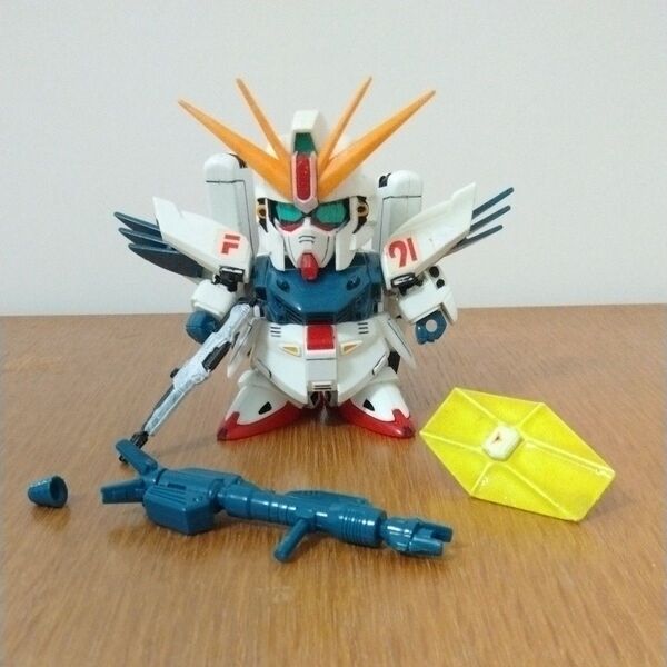 元祖SDガンダム NO-77ガンダムF91