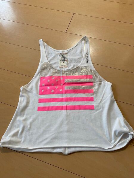 Reebok タンクトップ Sサイズ