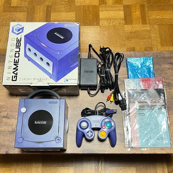 ゲームキューブ GAMECUBE バイオレット 本体 箱セット 動作品 ①