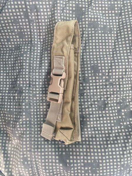 米軍実物 ポップ フレア シングル ポーチ カーキ EAGLE SFLCS KIT KHAKI
