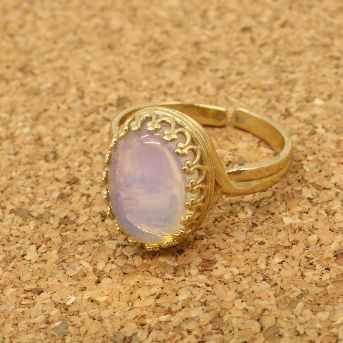 [HR-45] Synthetic Opal Cabochon Cut Brass Ring Adjustable Handmade Custom Made [Shipping Nationwide Flat Rate 198 Yen], Women's Accessories, ring, others